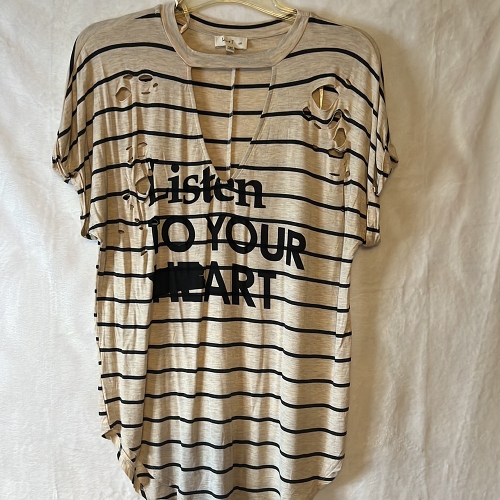 Love J Distress Tee Shirt size 1X